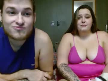 couple Free Live Sex Cams with xlovelyxcouplex