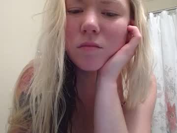 girl Free Live Sex Cams with inkedmaskedgirl