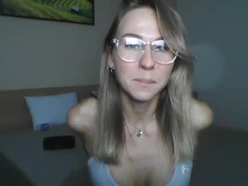 girl Free Live Sex Cams with viktoriaaember