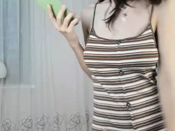 girl Free Live Sex Cams with amazonica_cutee