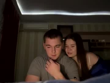 couple Free Live Sex Cams with sexyouple