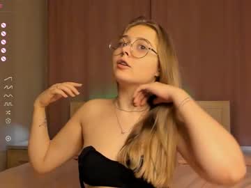 girl Free Live Sex Cams with pewdieevaa