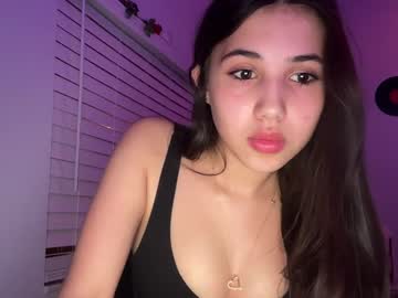 girl Free Live Sex Cams with babycakesnessa1