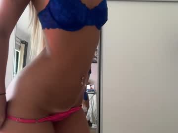 girl Free Live Sex Cams with luvlivvyy