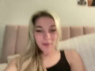 girl Free Live Sex Cams with bee_my_passion