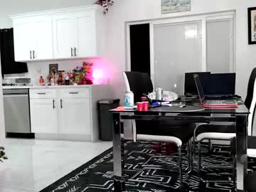 couple Free Live Sex Cams with mistie_hightops