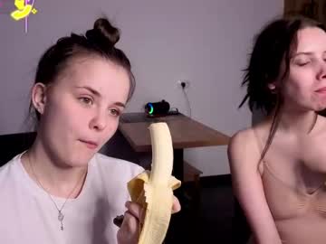 couple Free Live Sex Cams with twoheartts