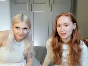couple Free Live Sex Cams with ameliehollie