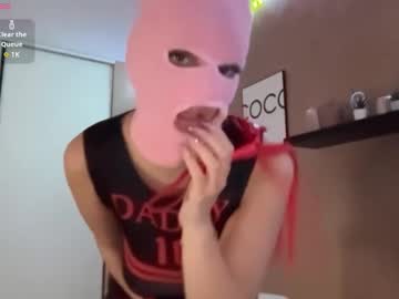 girl Free Live Sex Cams with thepinkmaskbabe