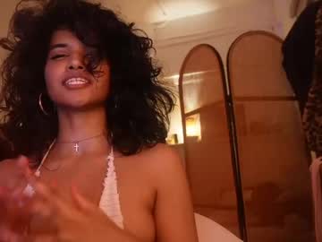 girl Free Live Sex Cams with isbelmarie