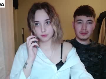 couple Free Live Sex Cams with bananass_friends