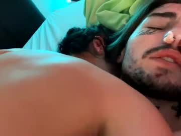 couple Free Live Sex Cams with peachprincess_