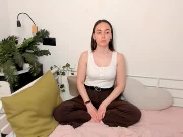 girl Free Live Sex Cams with falinechaplin